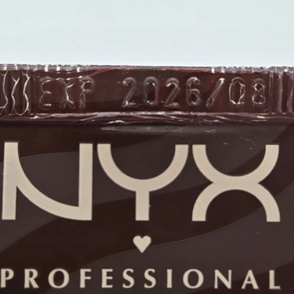 NYX Buttermelt Glaze Soft Glow Skin Tint 1.01 oz Chocolate Butta SPF 30 Lot of 2